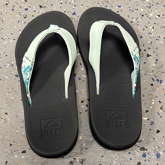 Reef Black and Mint Sandals - Picture 2 of 3